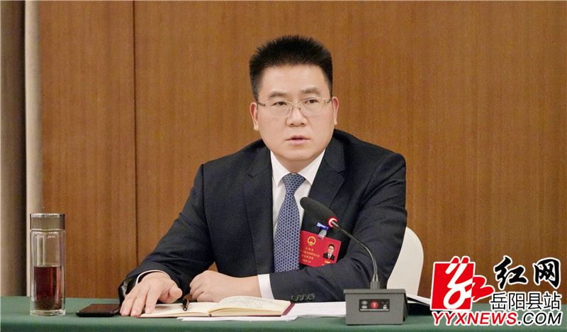 �۽����� | Ф���Ͳμ��ص�ʮ�˽��˴���λ���ڶ������Ĵ����ŷ�������